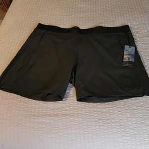 NWT Men's Kyodan Active Forest Green Athletic Shorts Size Large